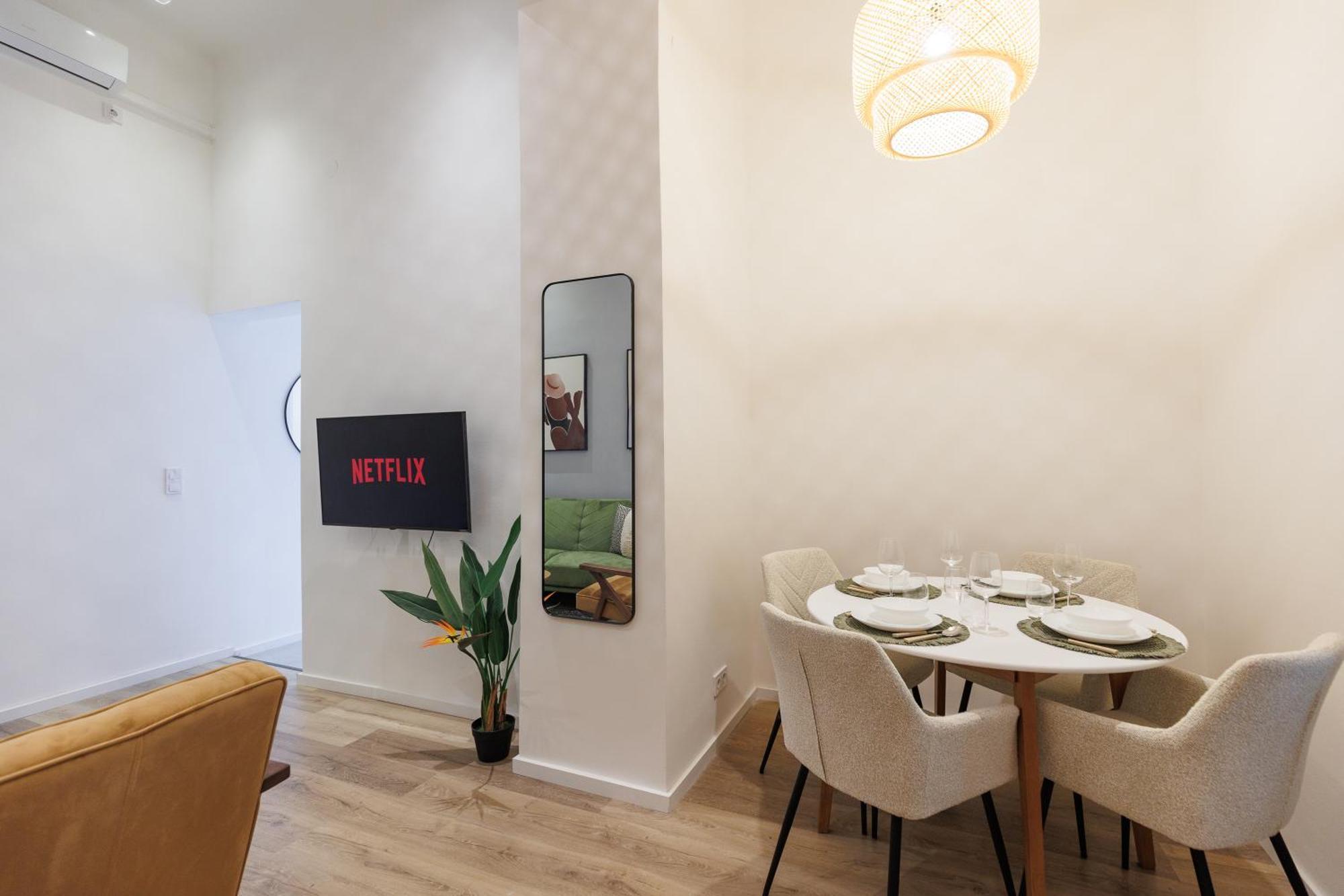 The Grove Hideaway Central 2Br Retreat Budapest Bagian luar foto